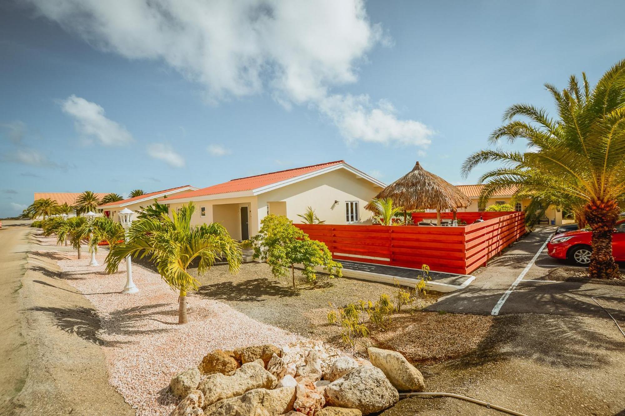 Santa Catharina Resort - Casa Samson Виллемстад Экстерьер фото