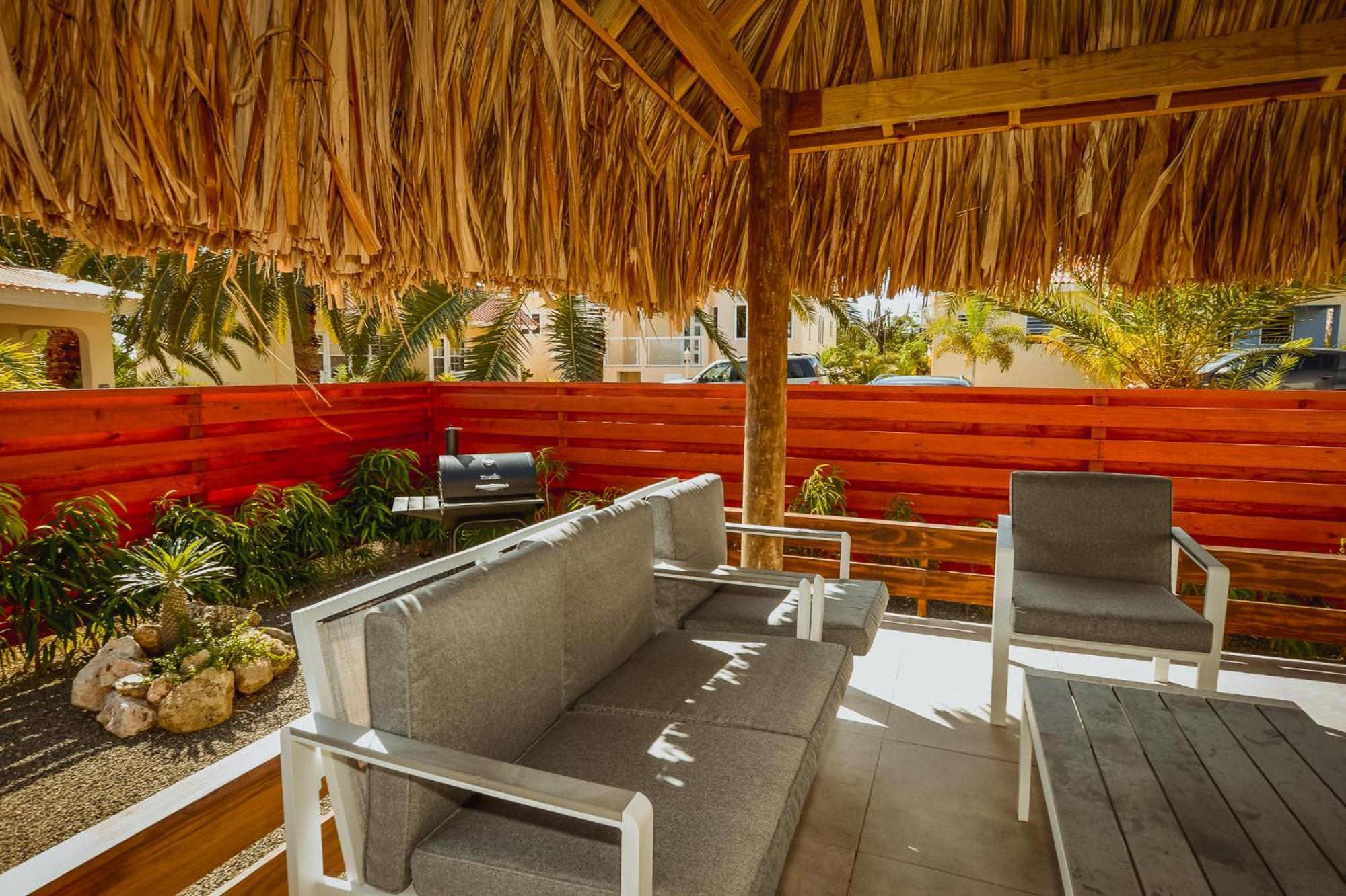 Santa Catharina Resort - Casa Samson Виллемстад Экстерьер фото